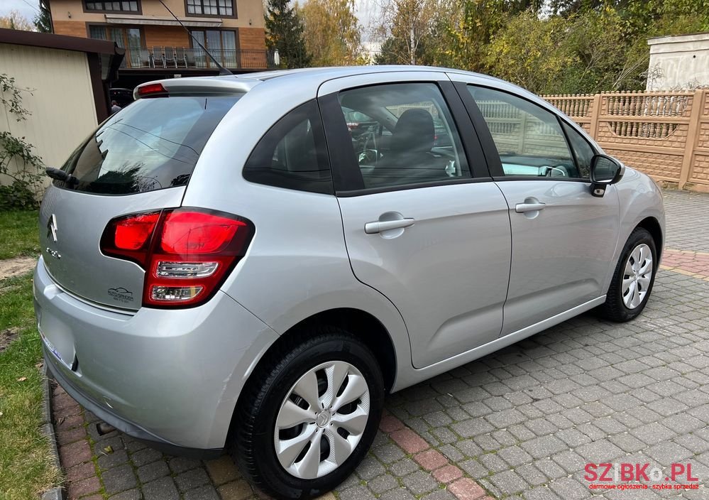 2010' Citroen C3 1.4 Exclusive photo #5