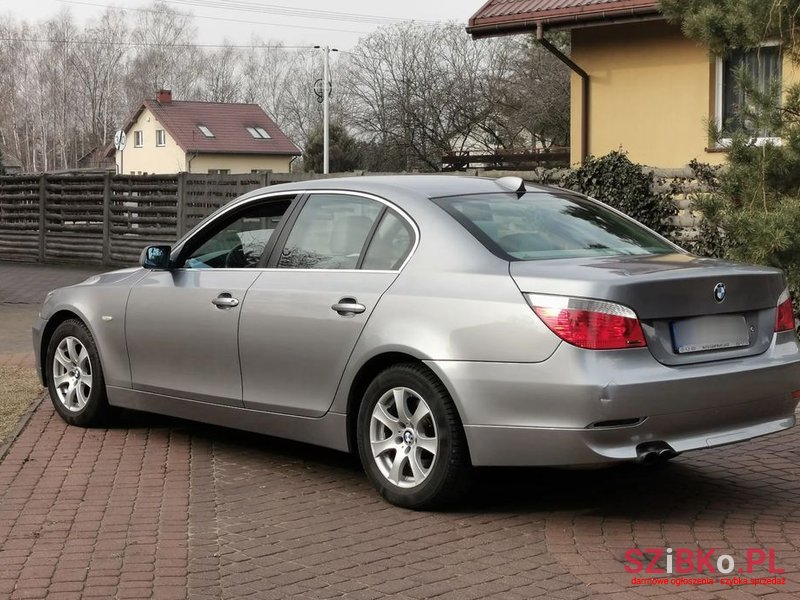 2006' BMW 5 Series 523I photo #4