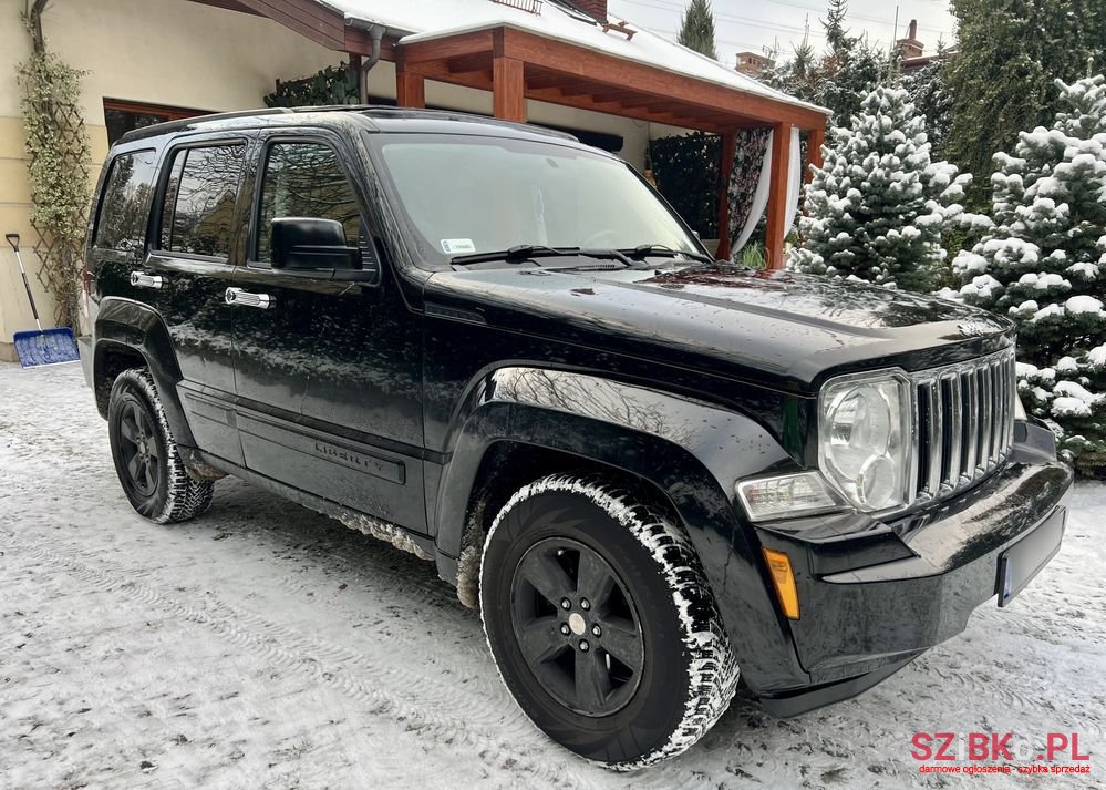 2008' Jeep Liberty 3.7 4X4 photo #6