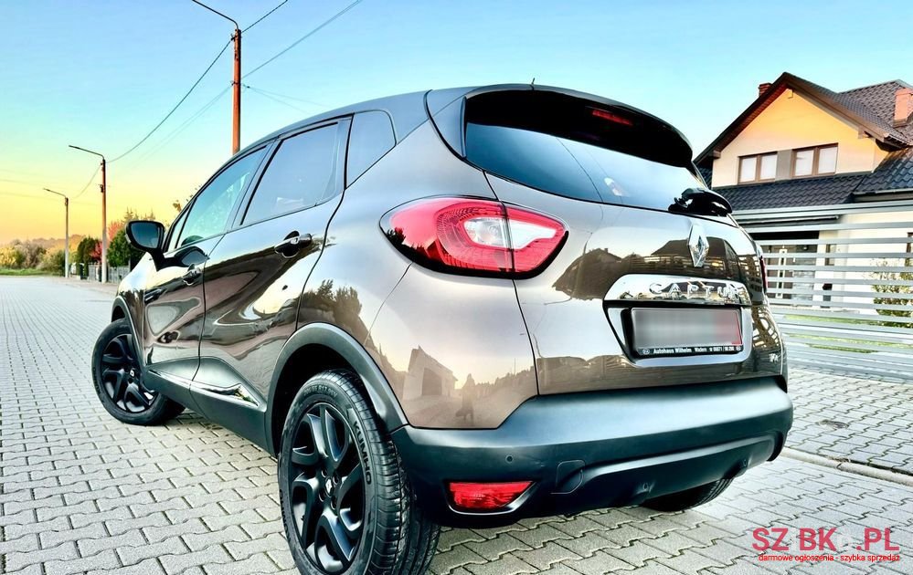 2015' Renault Captur photo #5
