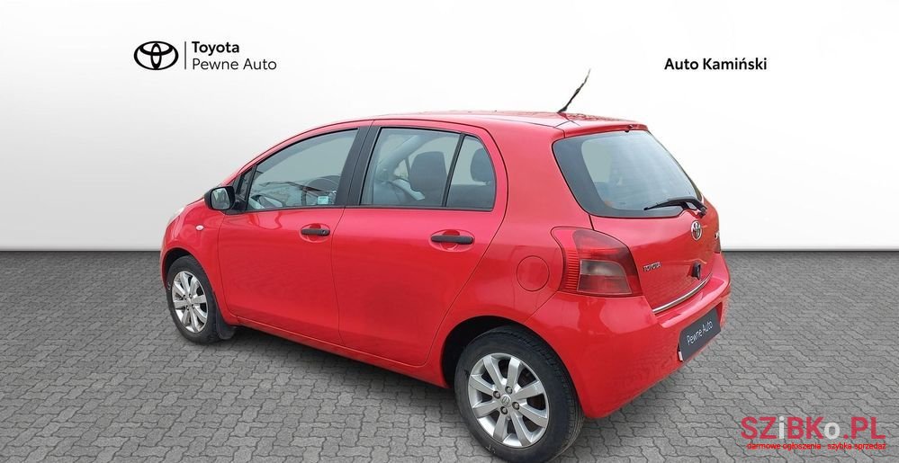 2008' Toyota Yaris photo #4