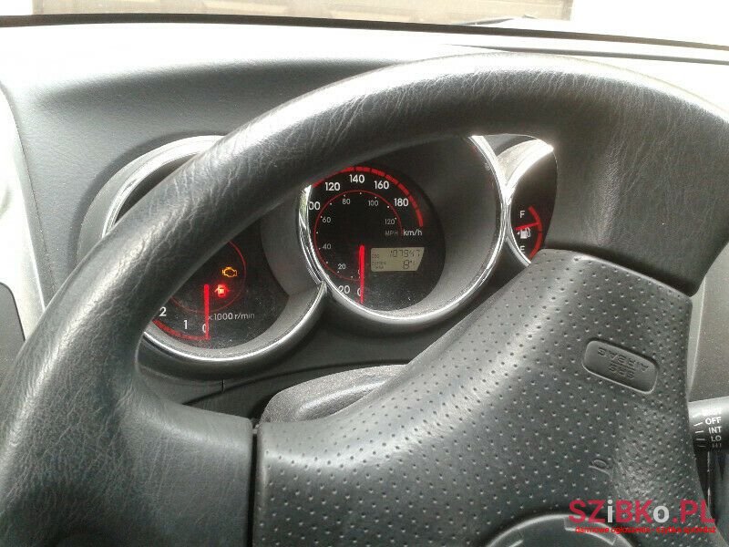 2004' Toyota Matrix photo #5