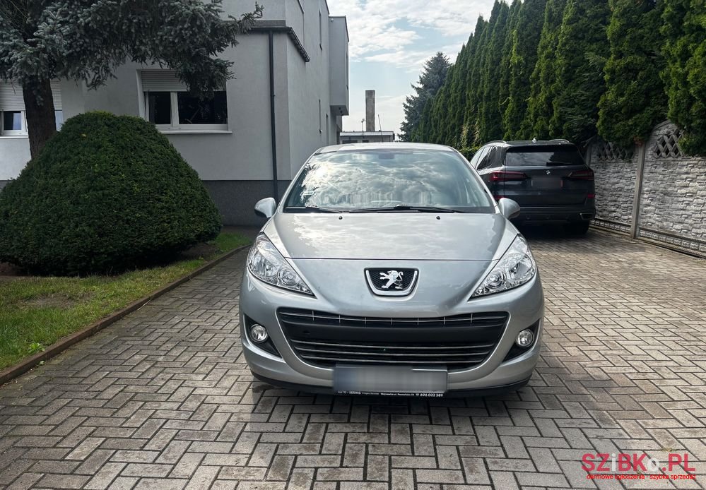 2011' Peugeot 207 photo #1
