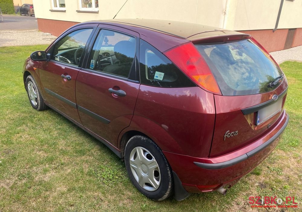 2002' Ford Focus photo #4