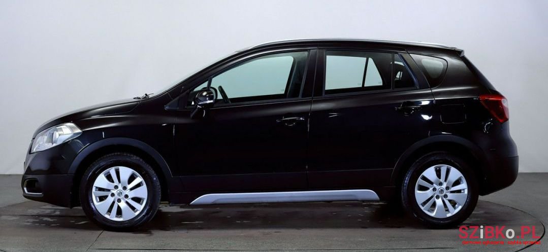 2014' Suzuki Sx4 S-Cross photo #2