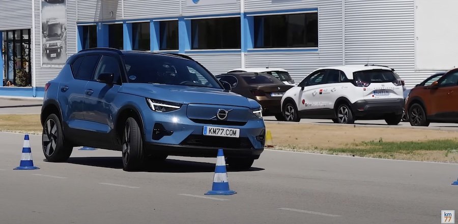 Volvo XC40 Recharge Performs Better Than C40 In Moose Test