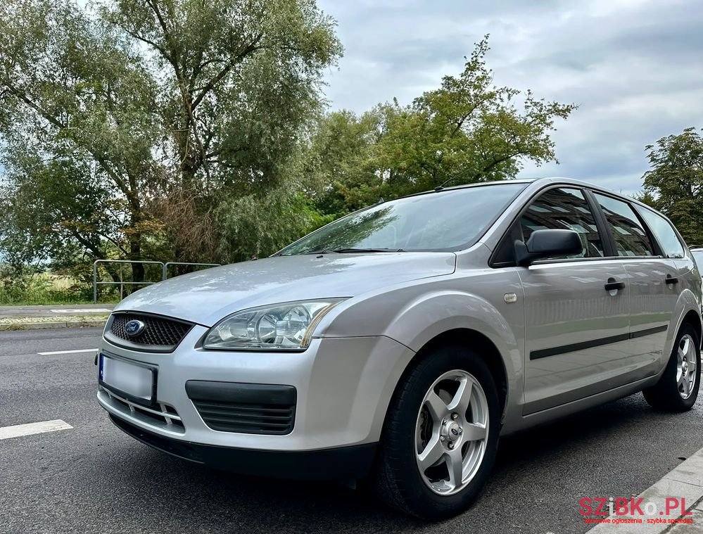 2006' Ford Focus photo #1