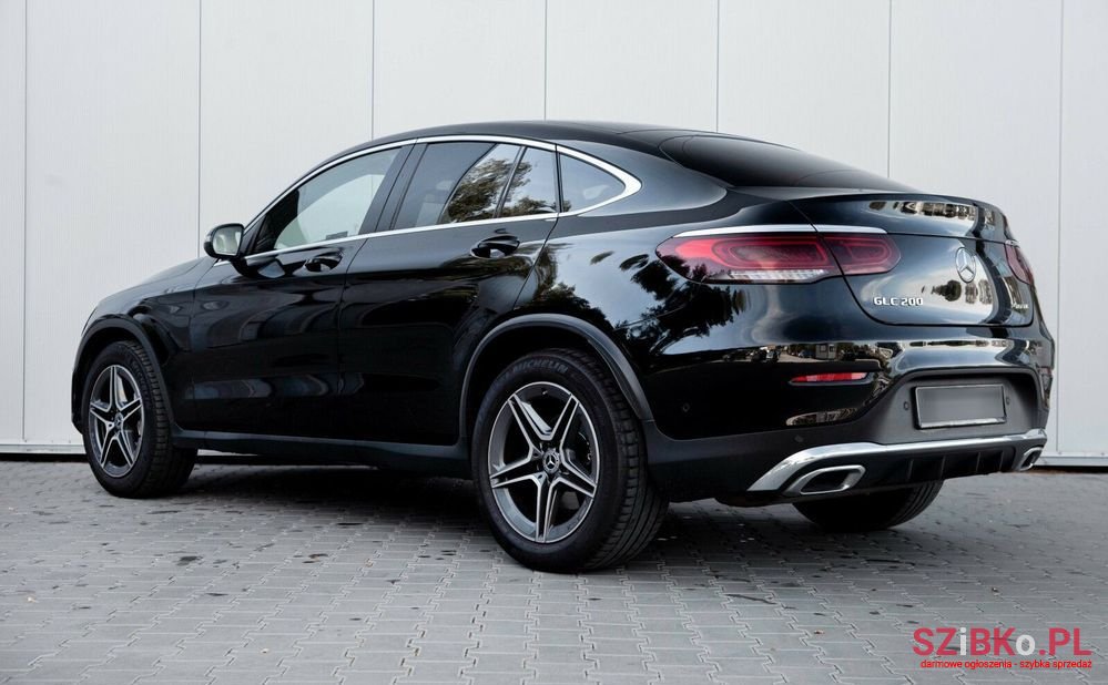 2019' Mercedes-Benz GLC photo #4