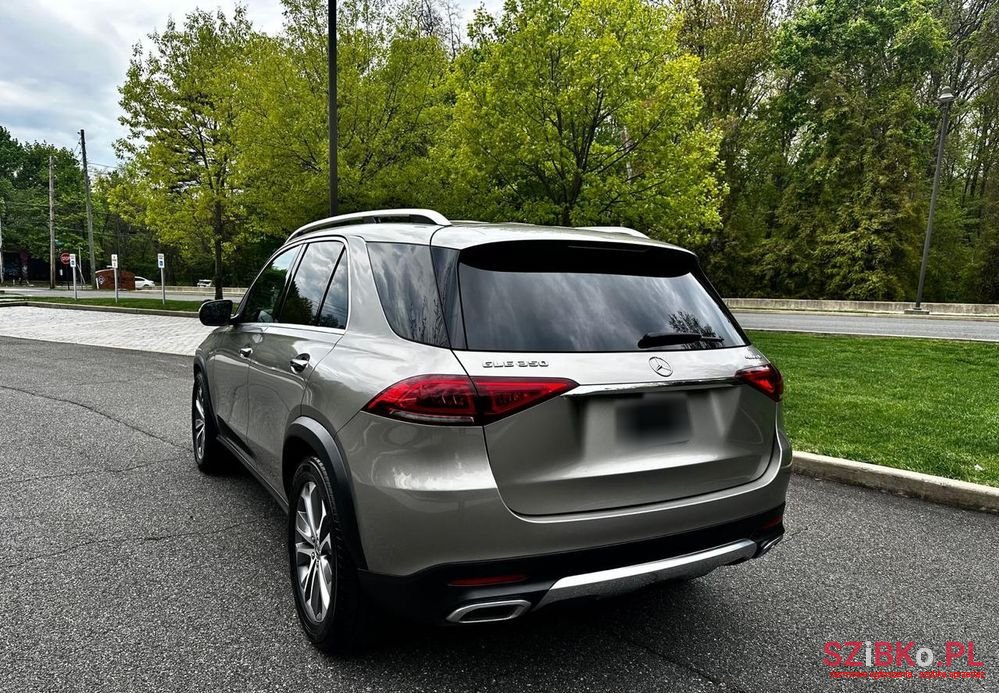 2023' Mercedes-Benz GLE photo #5