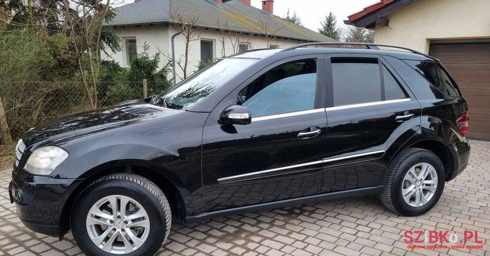 2007' Mercedes-Benz Ml photo #2