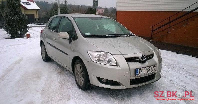 2008' Toyota Auris photo #4