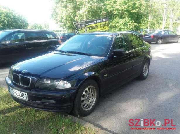2000' BMW 320 photo #2