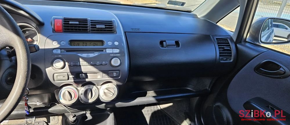 2005' Honda Jazz photo #4