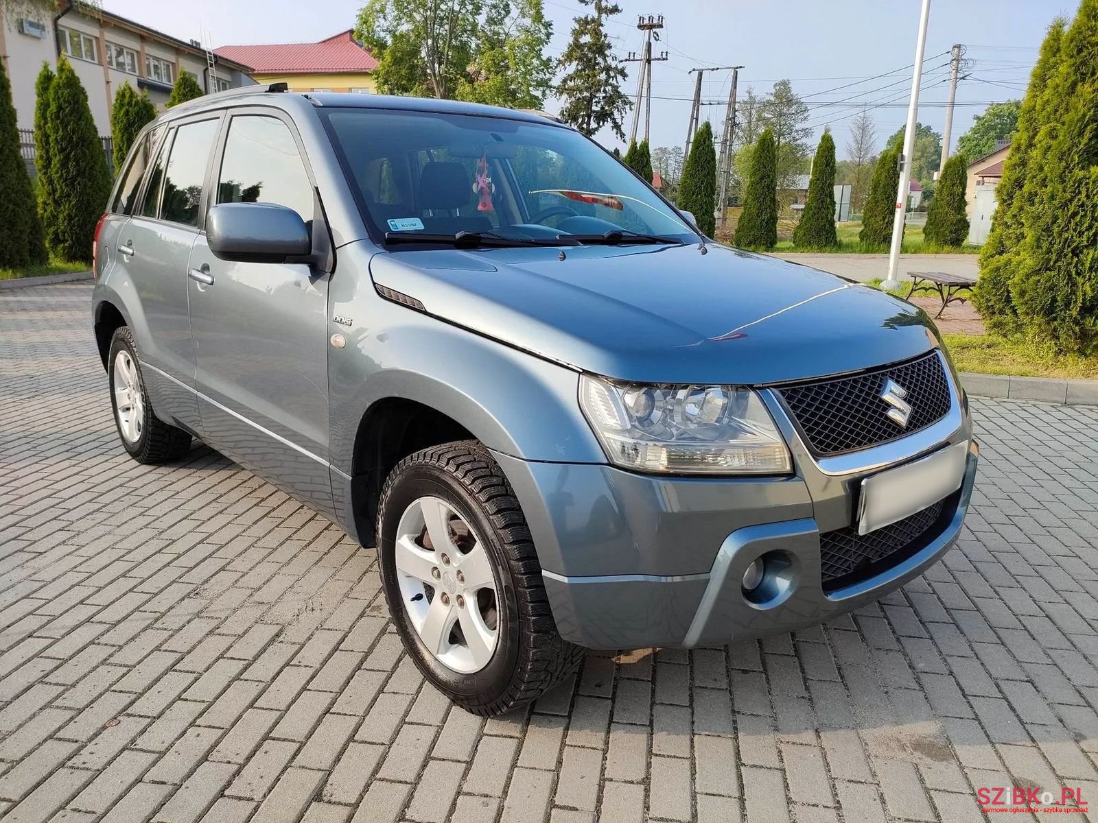 2009' Suzuki Grand Vitara photo #1