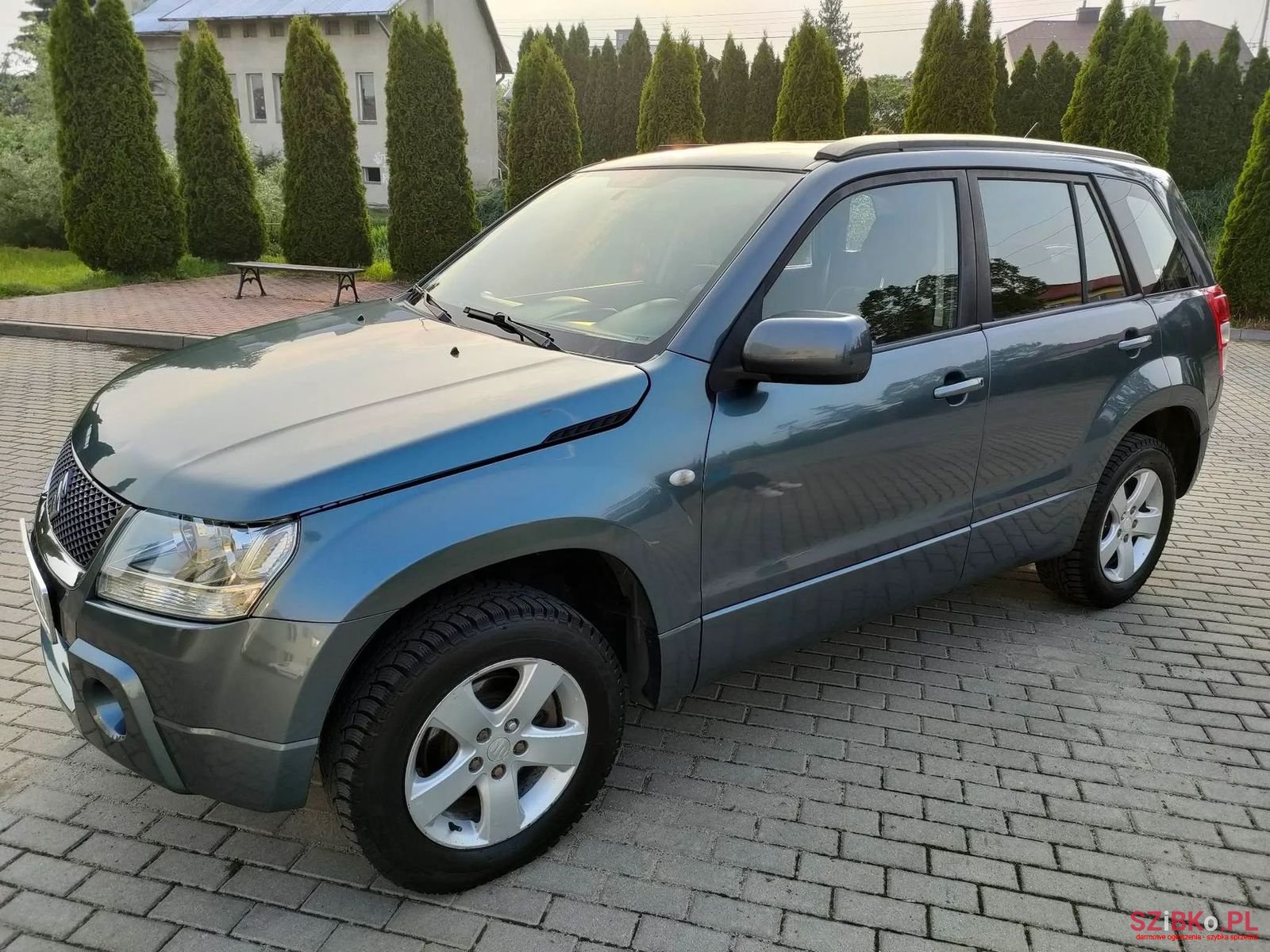 2009' Suzuki Grand Vitara photo #4