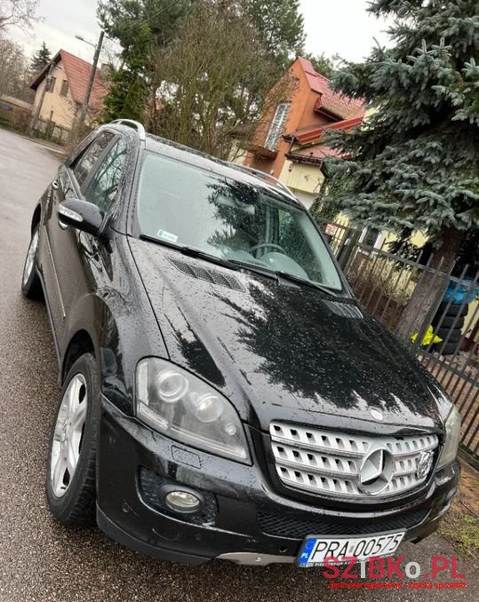 2006' Mercedes-Benz Ml photo #3