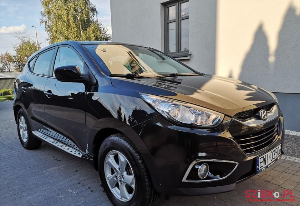 2011' Hyundai ix35 photo #3