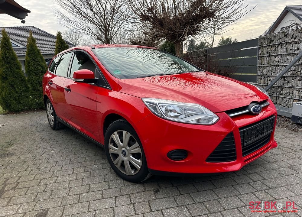 2013' Ford Focus photo #3