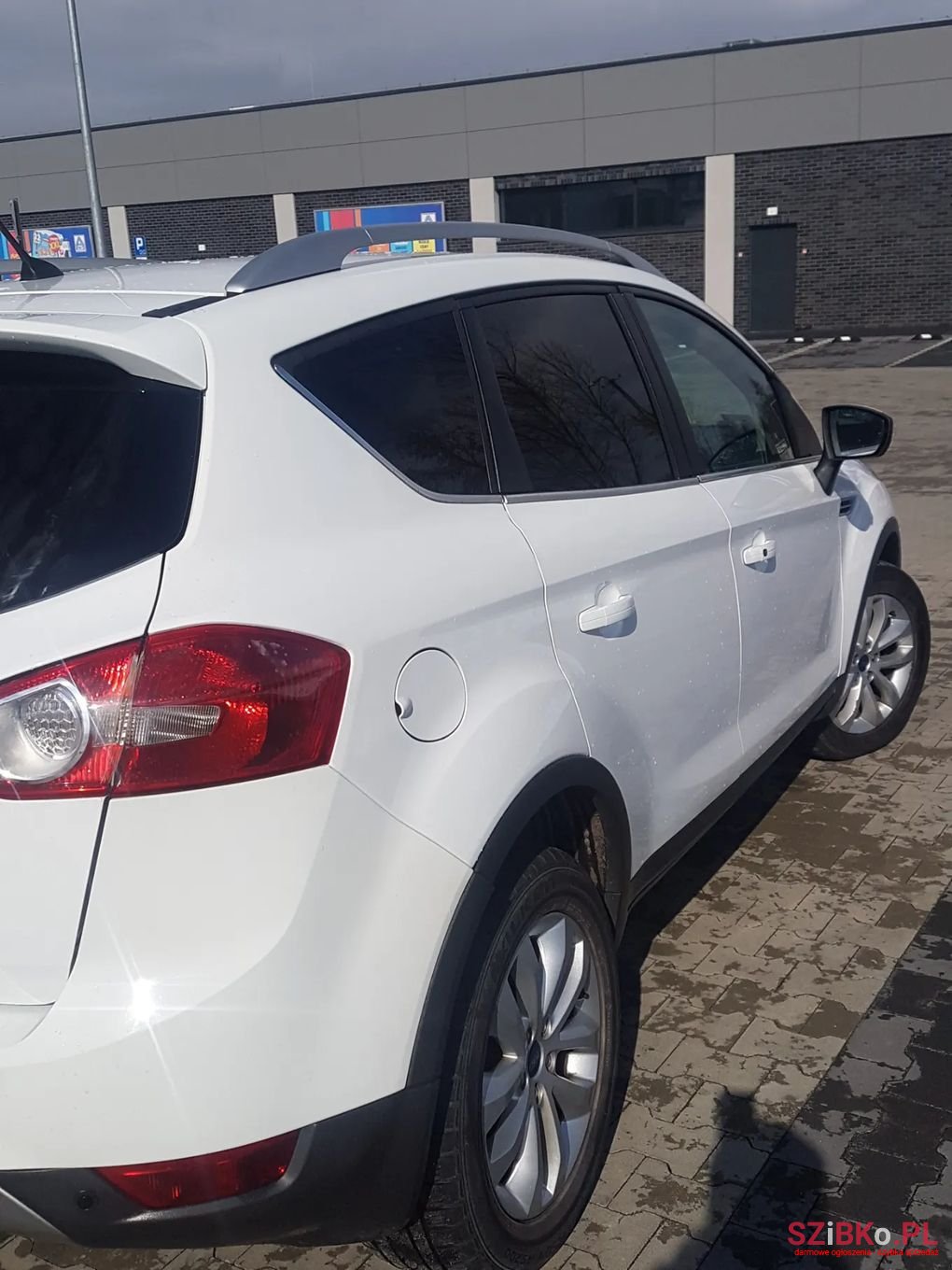 2012' Ford Kuga photo #5