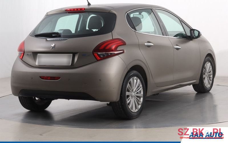 2016' Peugeot 208 photo #4