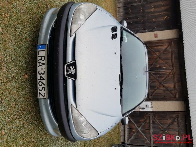 2001' Peugeot 206 photo #5