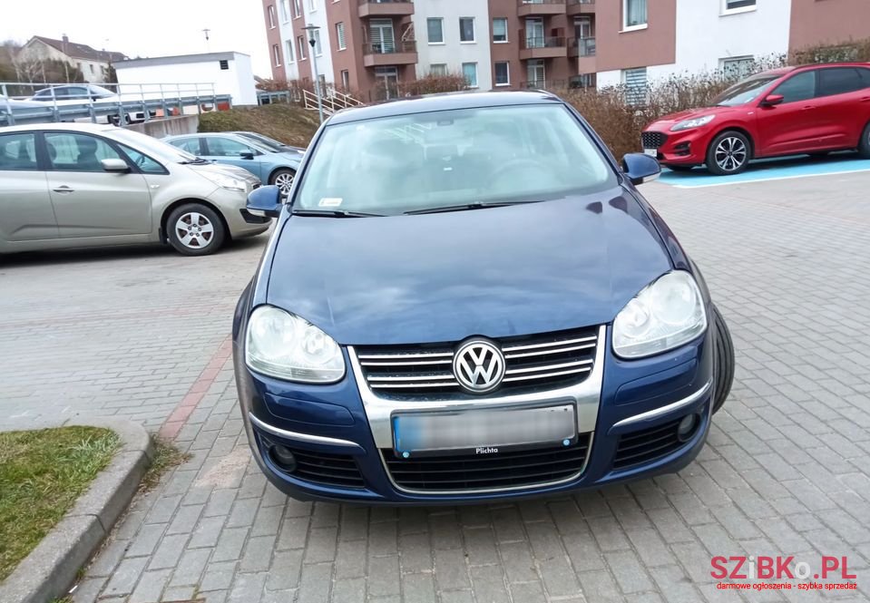 2008' Volkswagen Jetta photo #2