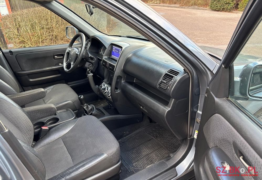 2004' Honda CR-V 2.0 Ls High photo #6