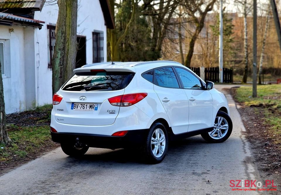 2011' Hyundai ix35 photo #4