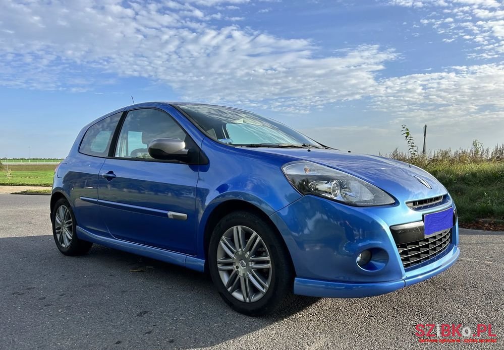 2009' Renault Clio photo #1