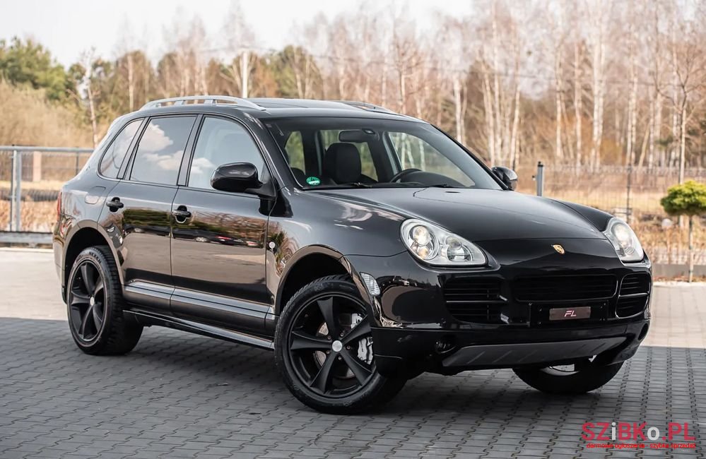 2004' Porsche Cayenne S Tiptronic photo #2