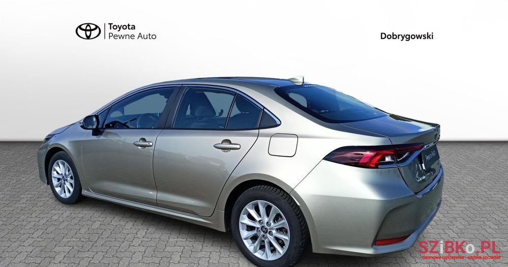 2022' Toyota Corolla photo #3