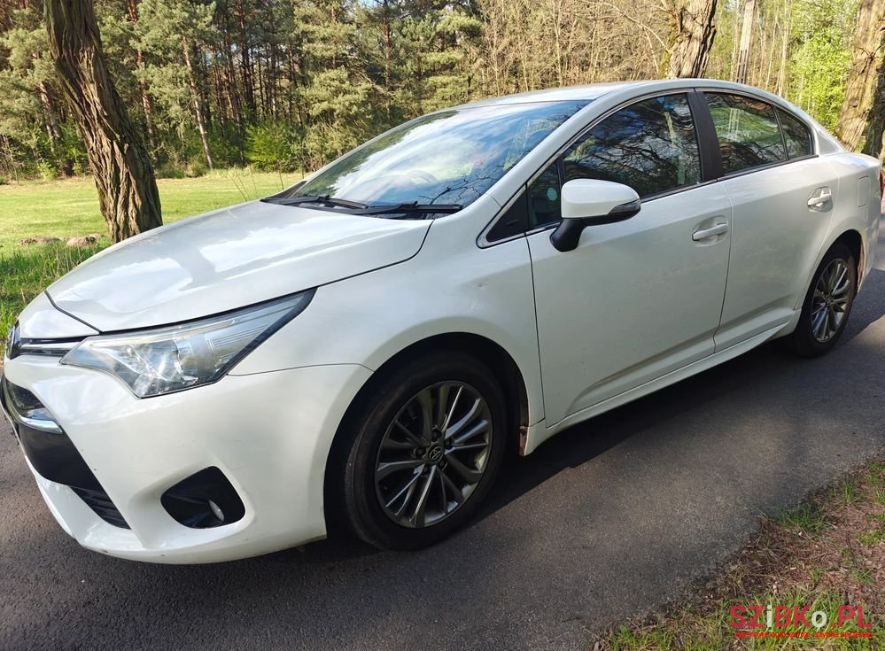 2016' Toyota Avensis photo #4
