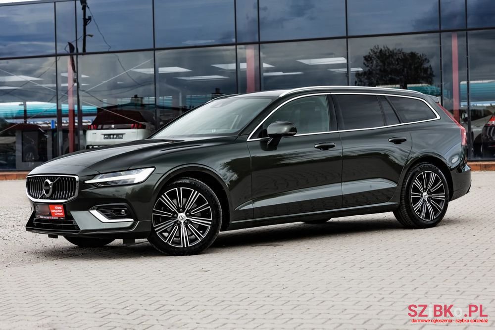 2020' Volvo V60 D4 Geartronic Inscription photo #3