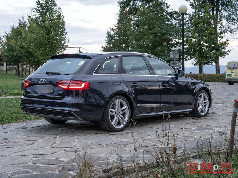 2014' Audi A4 Avant photo #4