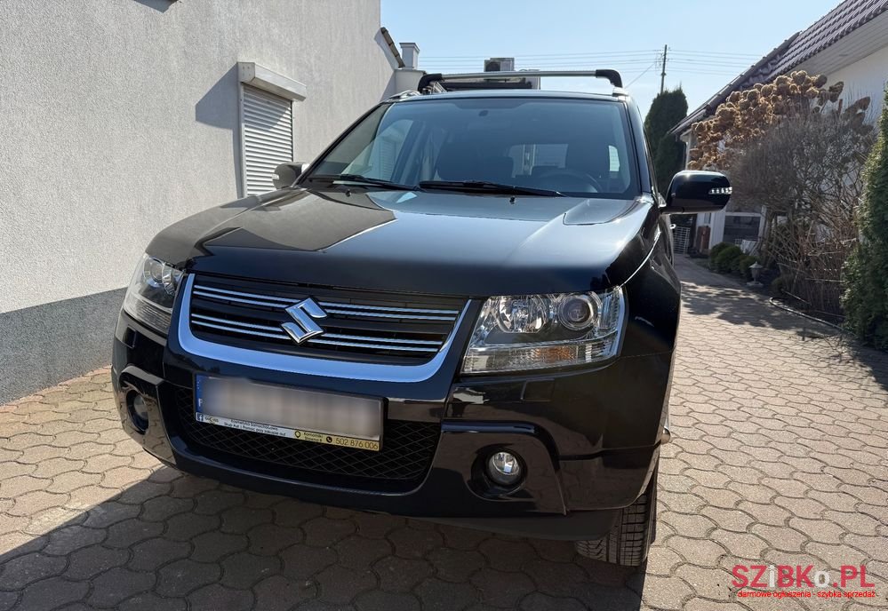 2012' Suzuki Grand Vitara photo #3