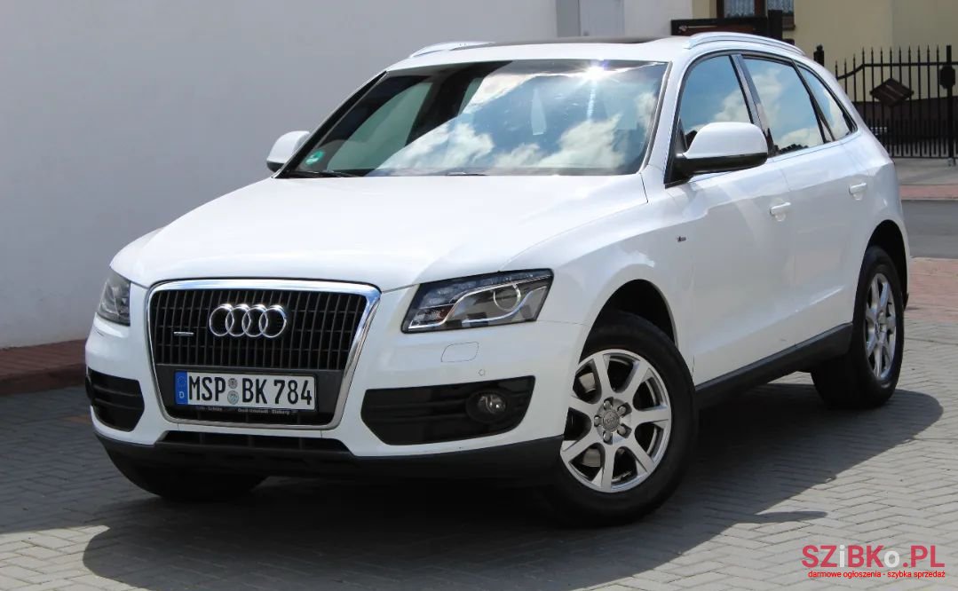 2010' Audi Q5 photo #1