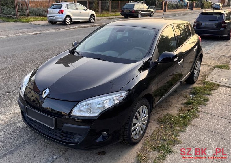 2010' Renault Megane Tce 130 Dynamique photo #2