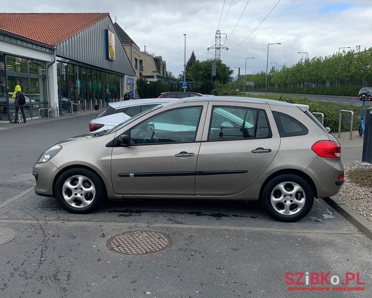 2008' Renault Clio 1.5 Dci Expression photo #4