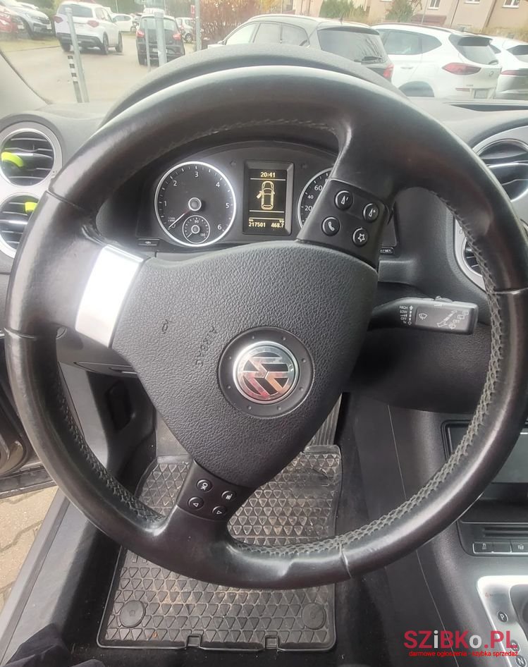 2010' Volkswagen Tiguan 2.0 Tdi 4Mot Track Dsg photo #6