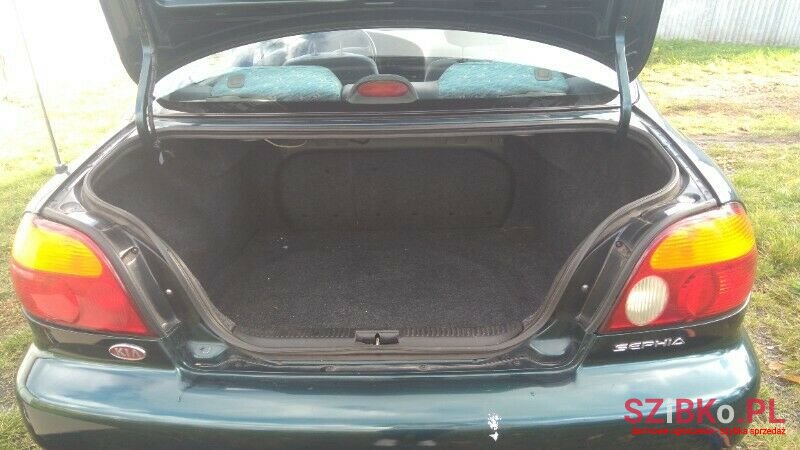 1999' Kia Sephia photo #4
