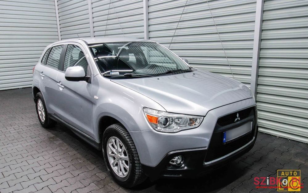 2010' Mitsubishi ASX photo #4