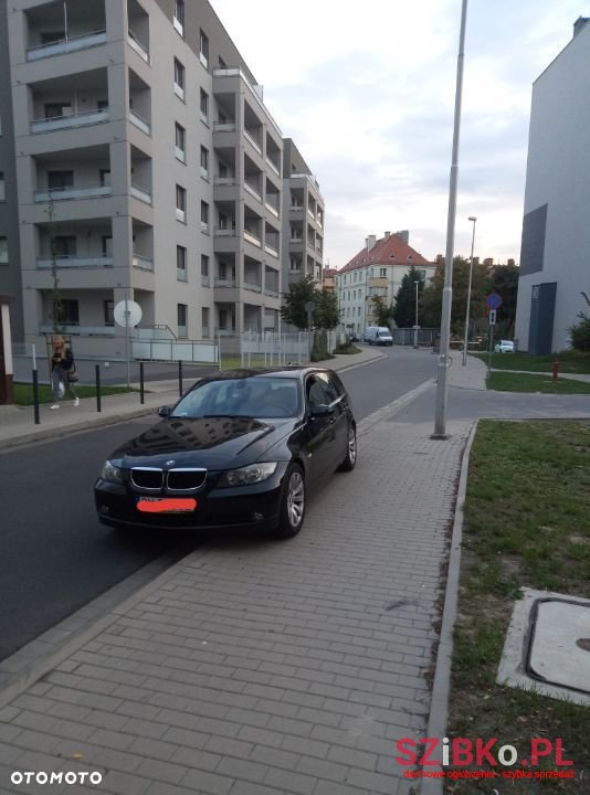 2007' BMW 3 Series 320d photo #1