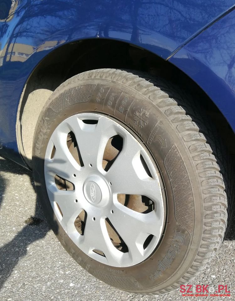 2010' Ford Fiesta 1.25 Ambiente photo #6