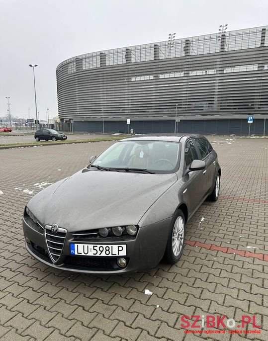 2007' Alfa Romeo 159 photo #1