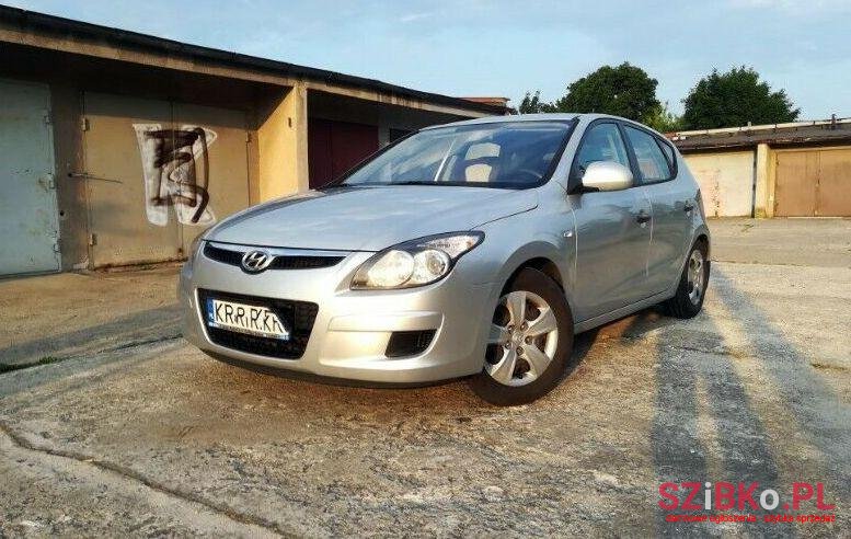 2010' Hyundai I30 photo #1