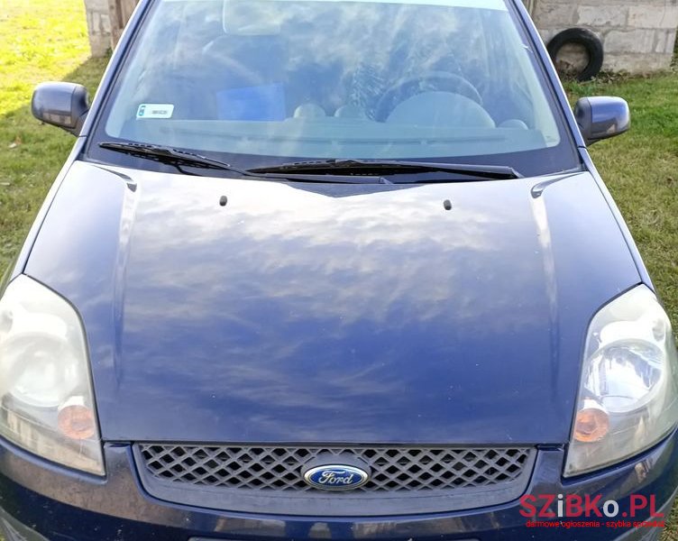 2008' Ford Fiesta 1.3 Ambiente photo #5