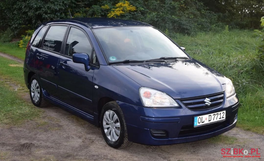 2004' Suzuki Liana photo #2