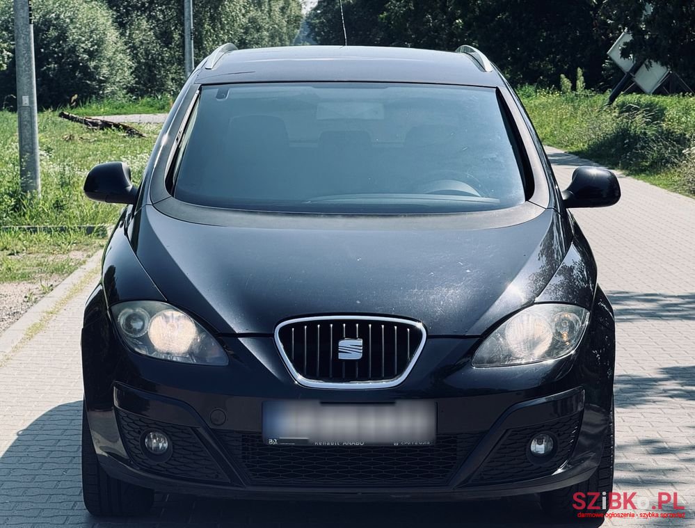2010' SEAT Altea XL 1.4 Tsi 4You photo #2