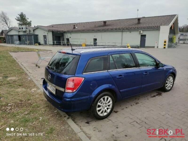 2009' Opel Astra photo #5