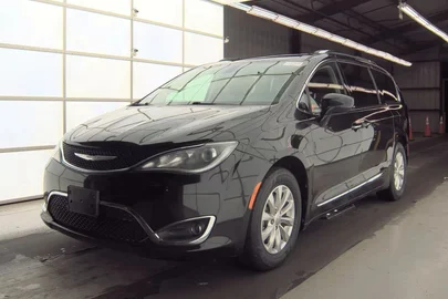 2018' Chrysler Pacifica